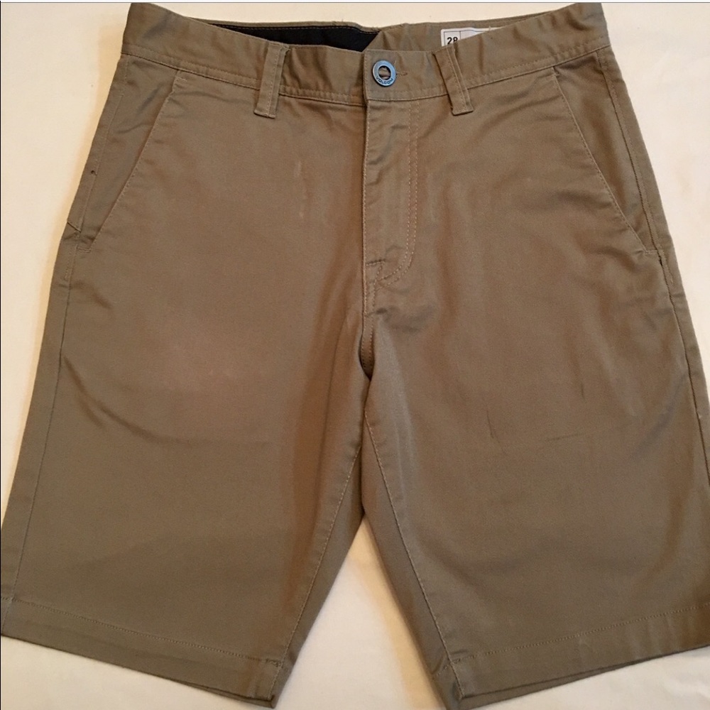 Volcom shorts